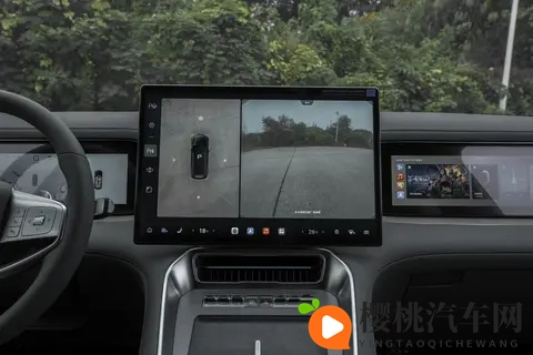 230km纯电+1300km综合续航！2998万起！腾势N8L实力如何？-2