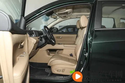 限时仅1198万！这台插混SUV能当移动别墅，家用太香了-1