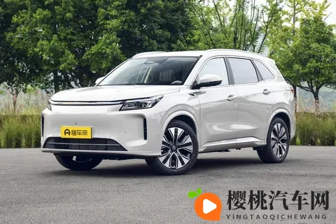 第三代蓝电 E5 PLUS 刚预售就火了!12 万级插混市场有 “狠角色” 了-3