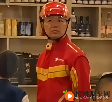 刘强东入局换电：京东5万开卖“网约车神车”，88秒补能500km-3