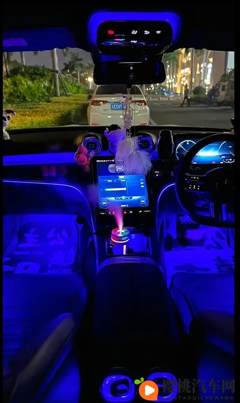 为啥奔驰C260L是“姐姐们”的Dream Car？优雅与实用全占了-2