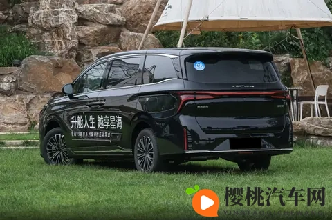 很黄很污的软件:色情内容严重的应用程序-3