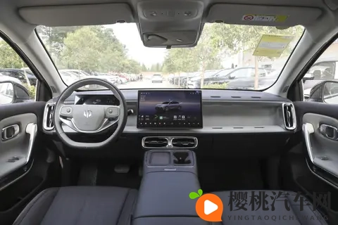 进化不止 风云A9L光辉(四驱)上市抢购价1719万起-1