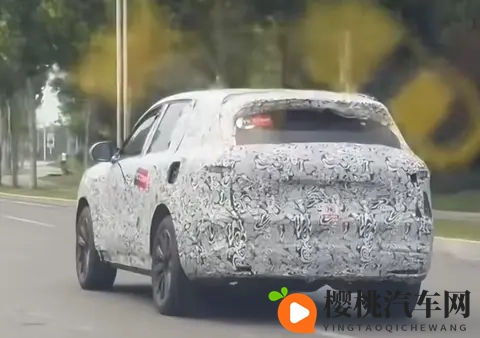 问界M6谍照曝光，鸿蒙智行添新将！预计2026年上市-3