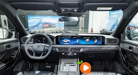 福特探险者新车型上市，外观很硬朗，5座，23T动力，10AT+四驱-3