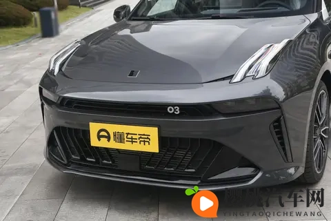 10万出头买20T+8AT，还能选装碳纤维尾翼，体验全新领克03-2