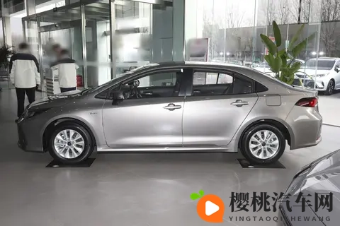 选车丨要外观时尚油耗低,卡罗拉是较好选择吗?全方面试驾评测!-3