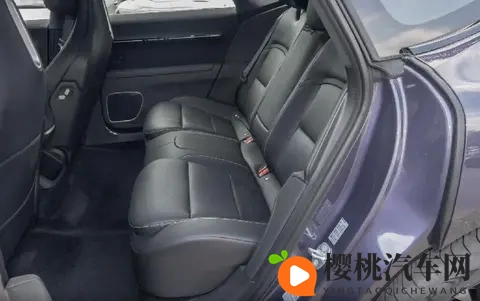 智能科技全面进阶，阿维塔12四激光版重塑豪华电动座驾-2