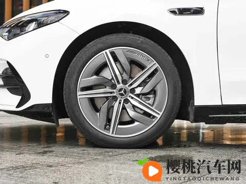 奔驰纯电轿车249万起，续航866km+800V快充，不比特斯拉香？-2