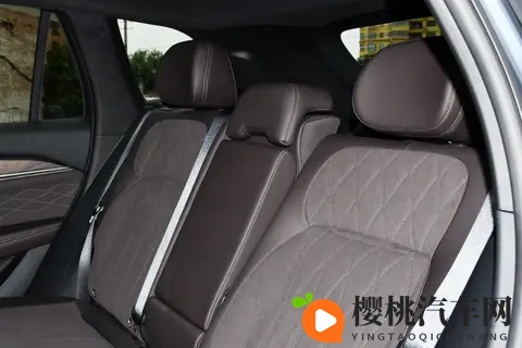 2026款吉利星越L东方曜望月版测评：新能源时代燃油车诚意之选！-2