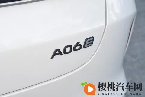 比“半价理想”更值得——试驾全新极狐阿尔法T5-1