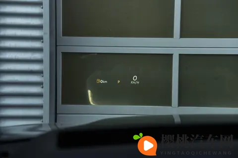 2025款林肯Z燃油版购车手册:配置差异解析-2