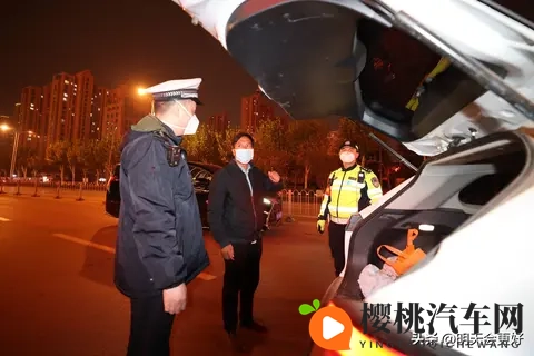 有人说:晚上交警查酒驾,为什么白天很少看到?这里头有啥说法?-2