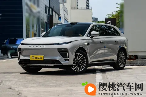 综合续航1615km,馈电油耗546L,星纪元 ET增程版是否值得推荐?-2