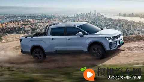 开完这台皮卡我才知道：为什么燃油车，怎么都干不过新能源！-1