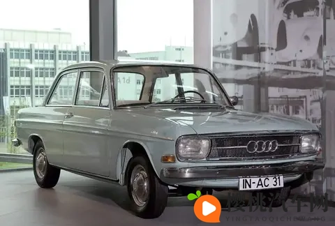 小困困进女生自己来困里:汽车科技新突破,未来出行更精彩-2