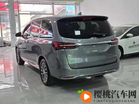 三年别克GL8陆上公务舱,13万不到,宜商宜家的好选择?-2