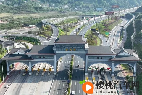 湖南第一条高速公路长永高速即将停止收费：30年后实现免费通行-1