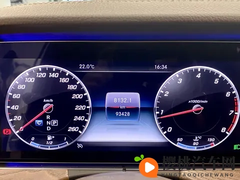 20多万拿下行政级座驾，体验一手奔驰E级豪华质感-1