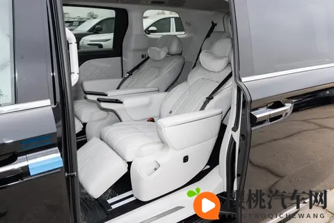 国产MPV的崛起!26款岚图梦想家,一整天深度体验,终于摸懂门道-1