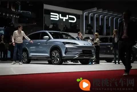 爆炸性消息!比亚迪明年要在海外卖出百万辆车!这个数字惊人吧?-1