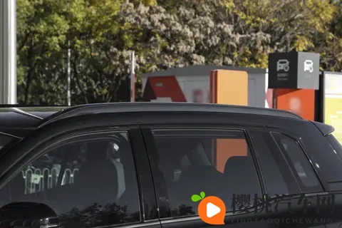 广汽埃安i60实车体验:细节之处见真章,家用新能源SUV新标杆-2