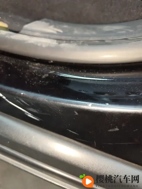 20万出头,圆梦保时捷Cayenne,体验经典豪华SUV-3