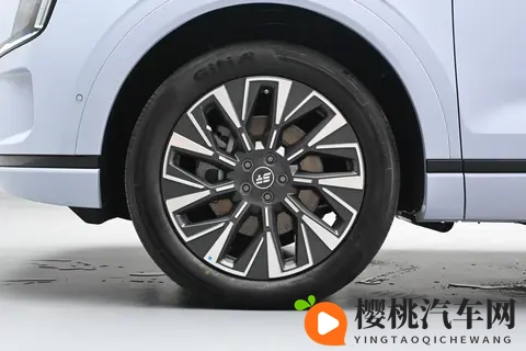 15万级中型SUV怎么选？山海L7 PLUS带你开启更多生活可能-1