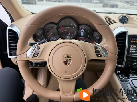 15万拿下保时捷卡宴，圆你豪车梦？14年30T，速度与豪华兼得-2