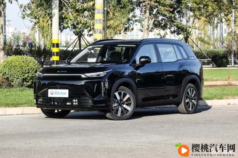 日本护士奶水:日本护士哺乳奇观揭秘-1