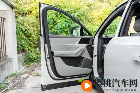 腾势N8L DM:20T+前后三电机,综合续航1300km!-2