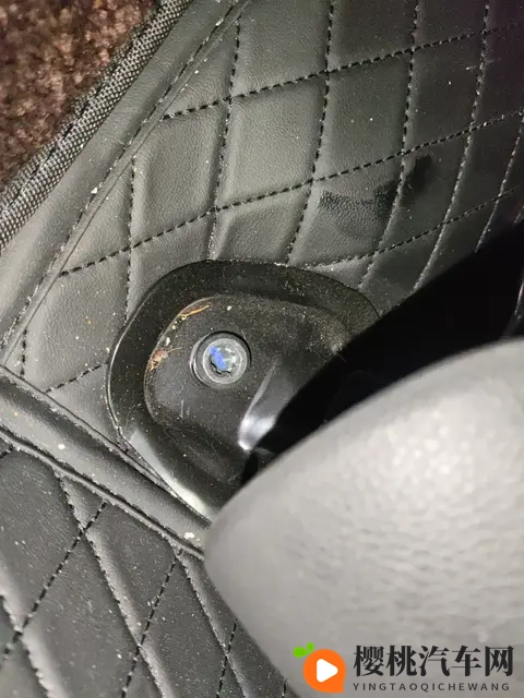 省油又运动，准新本田思域e:HEV，代步好选择-3