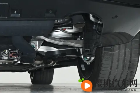 腾势N8L DM 2025款 旗舰型车型的体验如何？-1