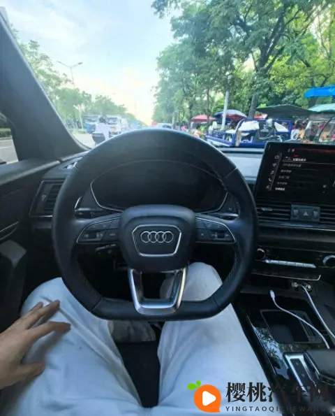 换胎后车变“陌生”，奥迪车主懵了，原厂胎竟藏着豪华秘密-2