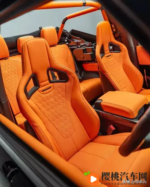 全新路虎卫士urban版惊艳亮相！搭配敞篷车顶，外观炫酷 内饰豪华-3