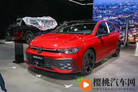2026款高尔夫GTI来袭,20T可69秒破百,燃油钢炮还有未来吗?-2