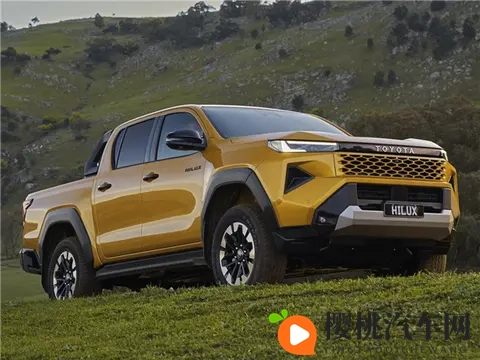 丰田“不死鸟”上新 全新海拉克斯皮卡发布：首次用上纯电-1