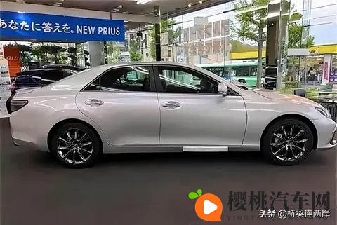 丰田锐志复活!V6后驱30万内能拿下吗?-3