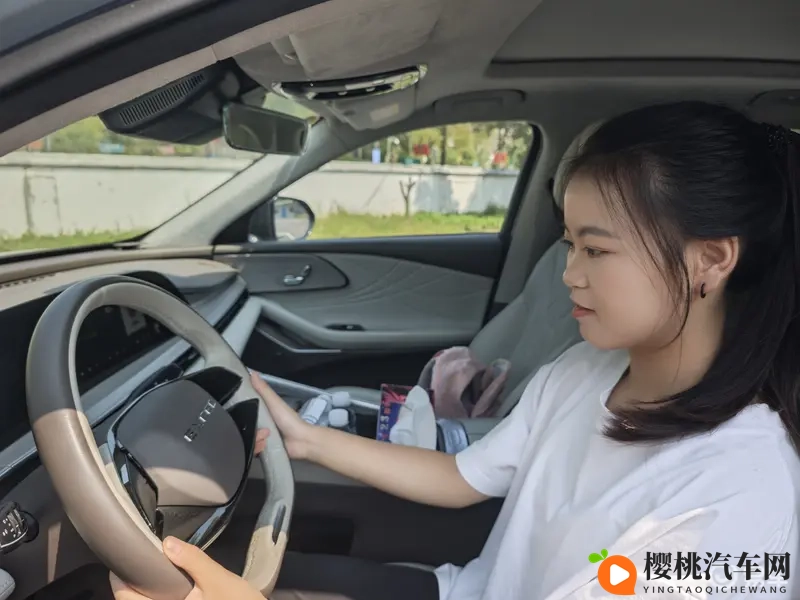 毛茸茸妇女体内汇编：毛茸茸女性身体知识汇总-1