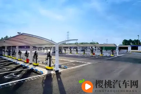 济南明确新能源汽车收费规范:充电服务费与电费外不得加收停车费-1