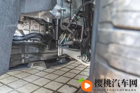 解读星纪元ES增程版Pro高速辅助驾驶版:1698万的价值标杆-2