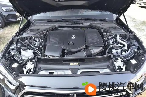 2026款奔驰长轴距E级上市，新增经典版仅售4299万，剑指宝马5系-2