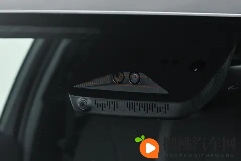 卷疯了!星瑞东方曜:10 万价,B 级空间 + 高通 8155-2