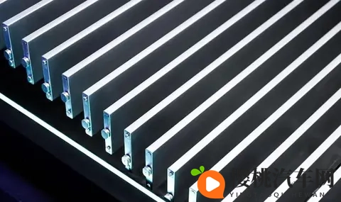 纯电车开空调时续航迅速下降是什么原因导致的？是否是正常现象？-2