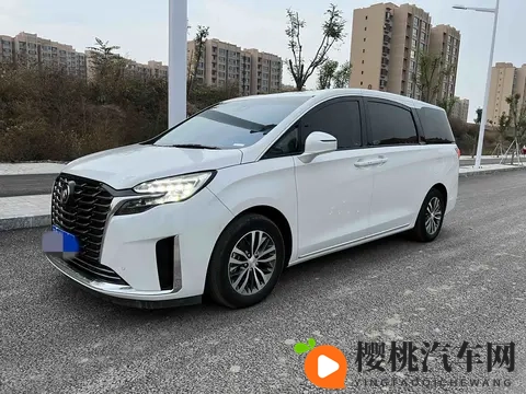 23年一手别克GL8,6万公里,228万拿下家用_商务都合适?-2