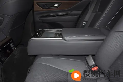 上汽奥迪A5L Sportback旗舰智曜型即将交付-1