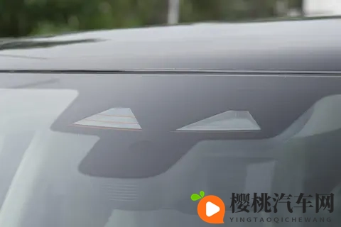 2026款揽胜极光L SE与HSE：哪款更适合你？-3