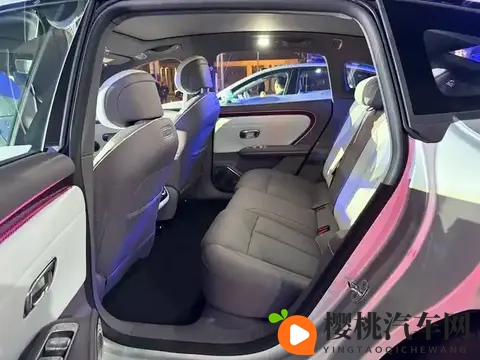 增程240km+纯电630km，长安启源A06：比极狐省2万，比马自达能跑-3