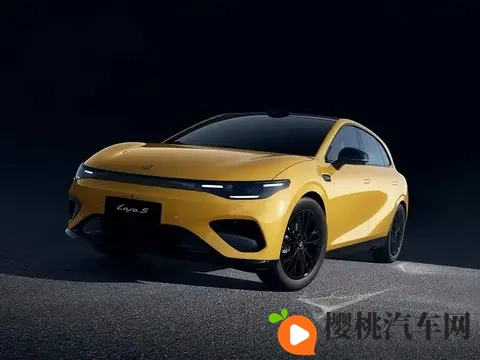 一觉醒来,又上市了一款新车-1