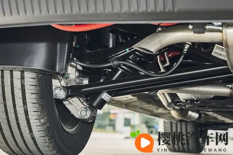 768 万起就能买!全能舒享大7座MPV星光730真的好开又好坐-3